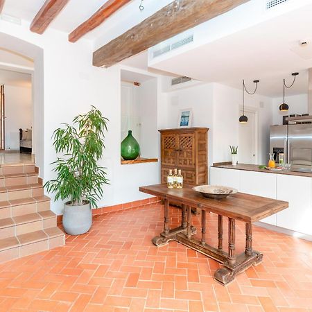 La Terraza - Grosszuegiges Appartment In Katalanischer Masia Sant Iscle De Vallalta Luaran gambar