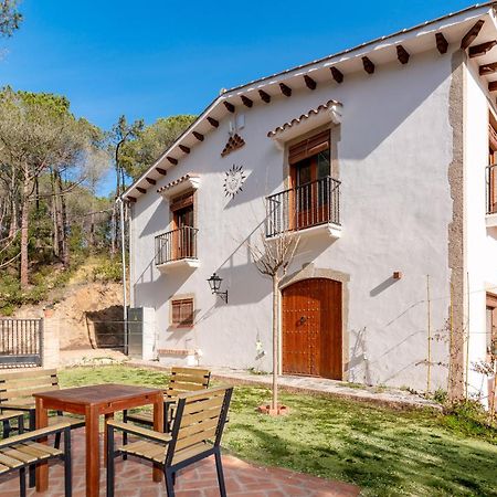 La Terraza - Grosszuegiges Appartment In Katalanischer Masia Sant Iscle De Vallalta Luaran gambar